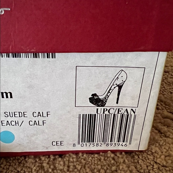 Salvatore Ferragamo Blush Pink Crystal-Stud Suede Platform Pump - Picture 5 of 5